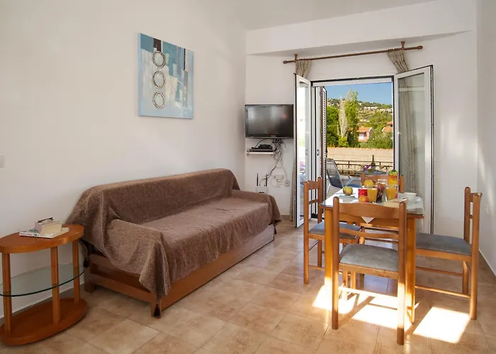Regina Apartments